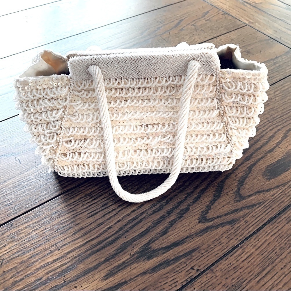 𝅺WALBORG By Hand Sequin & Beaded Vintage Hand Bag.